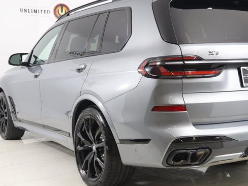 Used 2023 BMW X7 M60i w/ Executive Package image 31