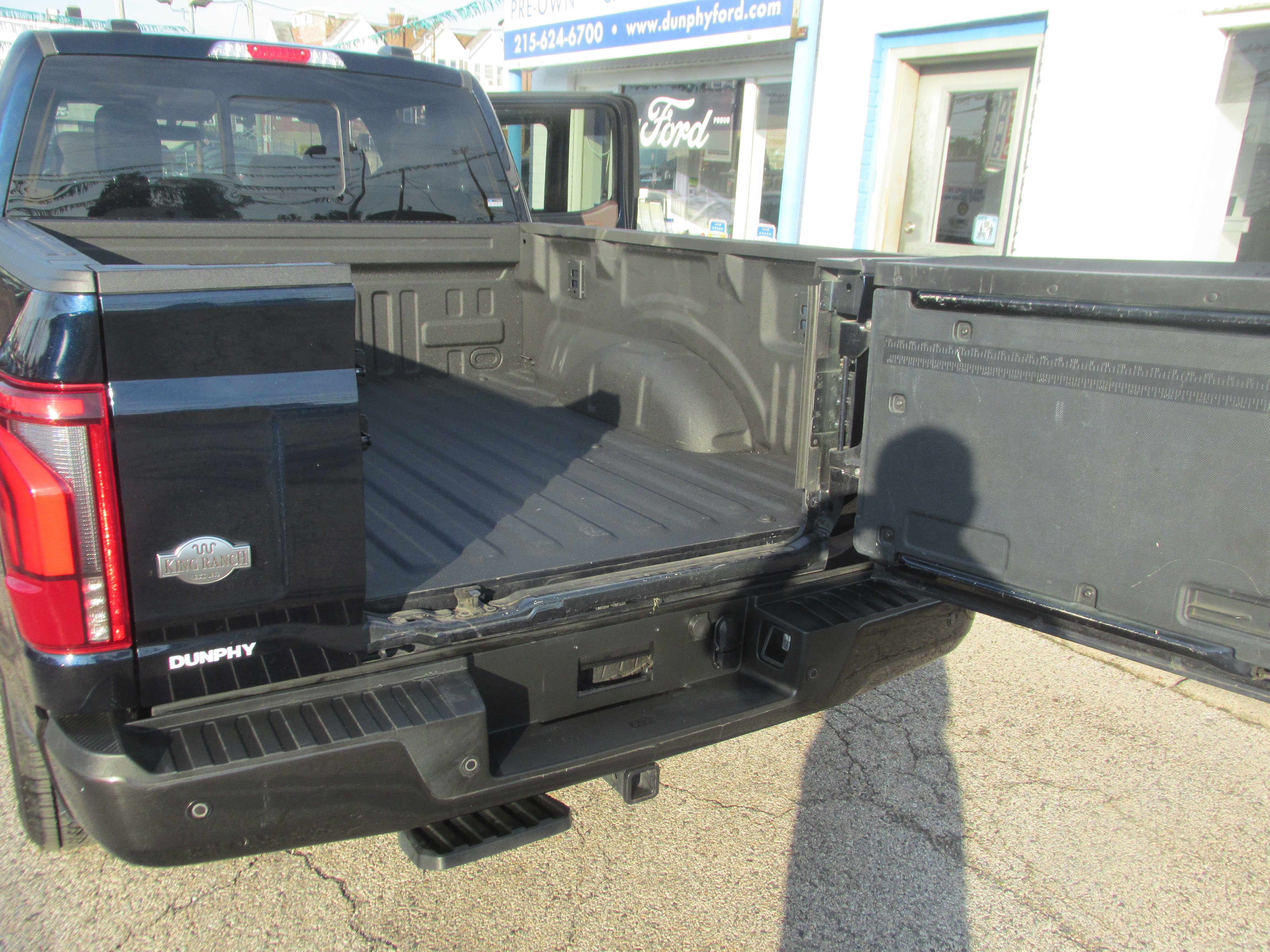 Used 2024 Ford F150 King Ranch w/ FX4 Off-Road Package AWD/4WD image 23