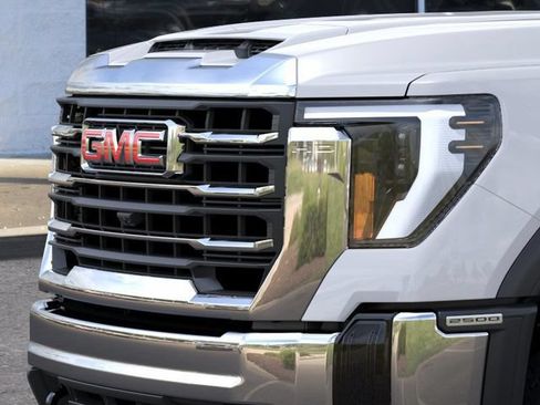 New 2026 GMC Sierra 2500 SLE w/ SLE Value Package; AWD/4WD image 13