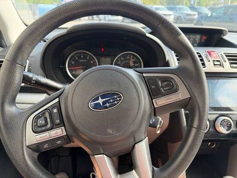 Used 2017 Subaru Forester 2.5i Premium w/ All-Weather Package AWD/4WD image 11