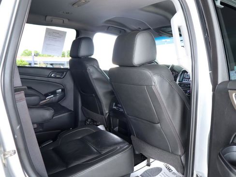 Used 2016 Chevrolet Tahoe LT w/ LT Signature Package RWD image 31
