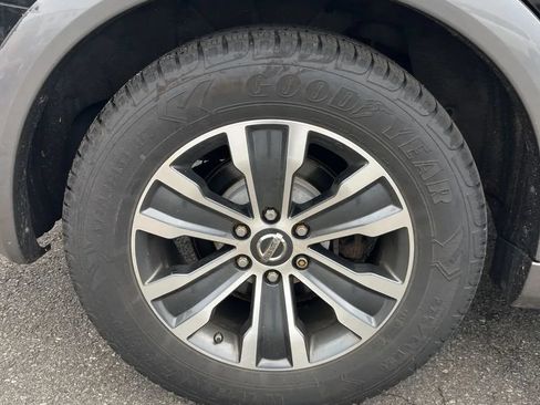 Used 2018 Nissan Armada SL w/ Premium Package AWD/4WD image 19