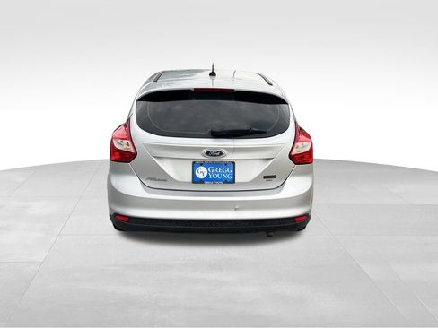 Used 2012 Ford Focus SE FWD image 5