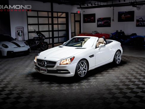 Used 2012 Mercedes-Benz SLK 350 image 47