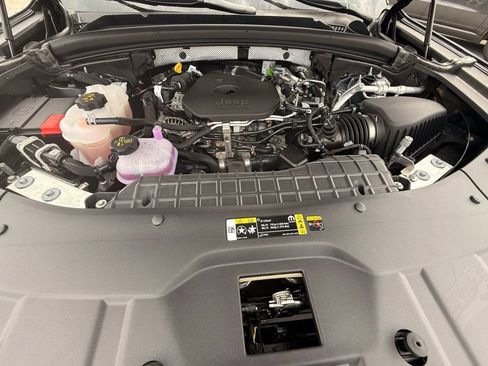 New 2026 Jeep Grand Cherokee L Limited image 33