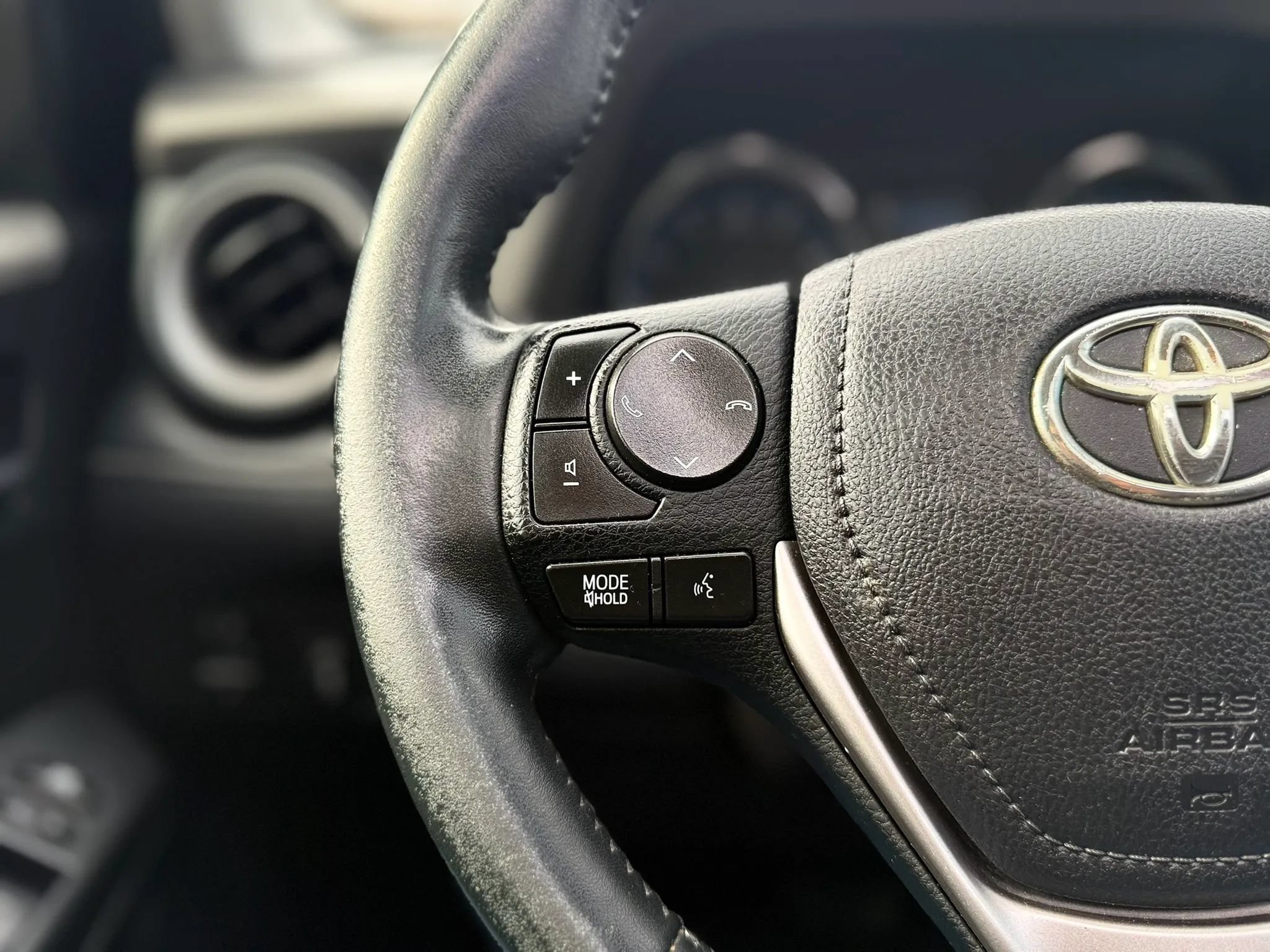 Used 2016 Toyota RAV4 XLE FWD image 26