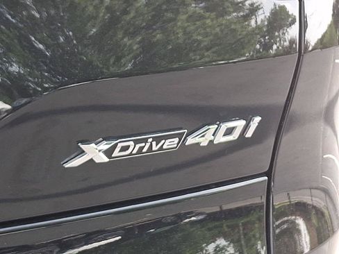 Used 2022 BMW X5 xDrive40i w/ Premium Package AWD/4WD image 34
