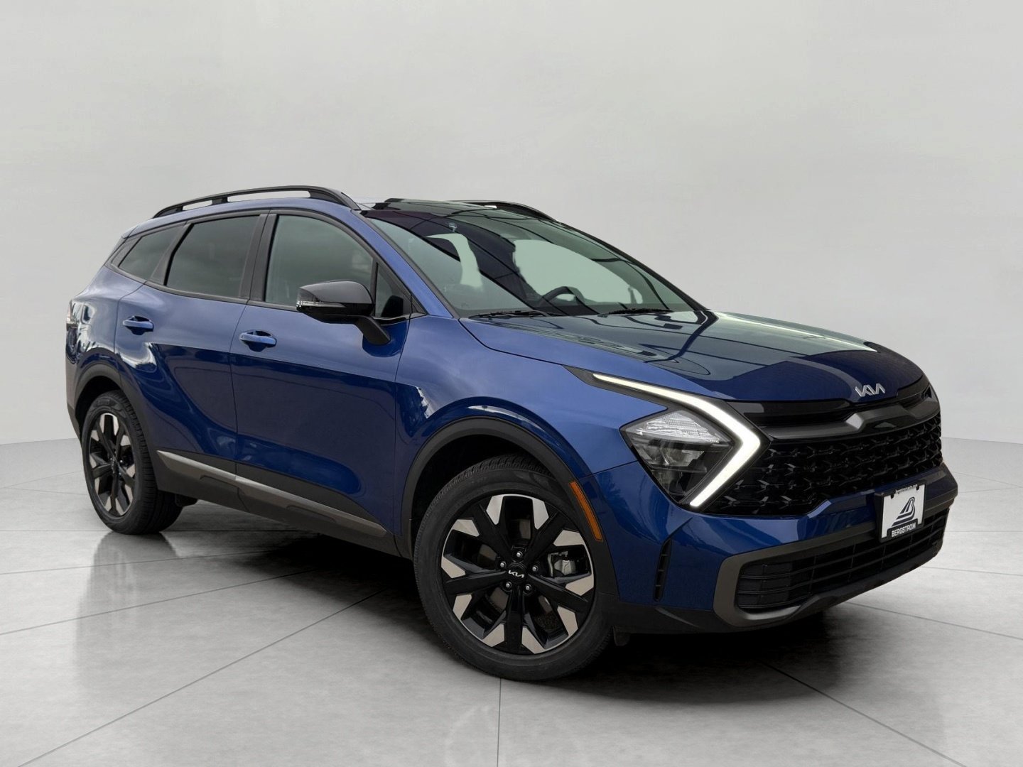Used 2023 Kia Sportage X-Line w/ X-Line Premium Package AWD/4WD image 1