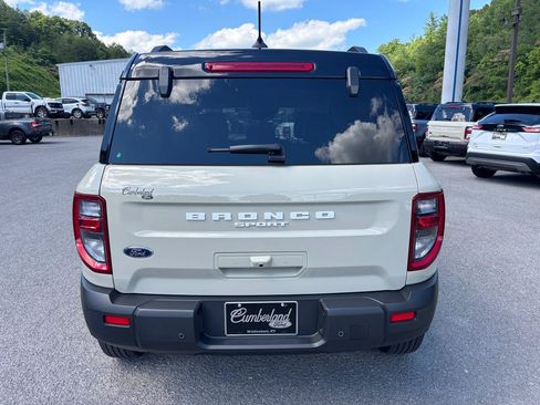 Used 2025 Ford Bronco Sport Outer Banks w/ Outer Banks Tech Package+ AWD/4WD image 3