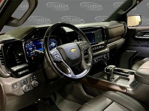 Certified 2024 Chevrolet Silverado 1500 High Country w/ Technology Package image 19