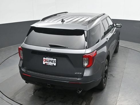 Used 2023 Ford Explorer ST-Line w/ Class IV Trailer Tow Package AWD/4WD image 32