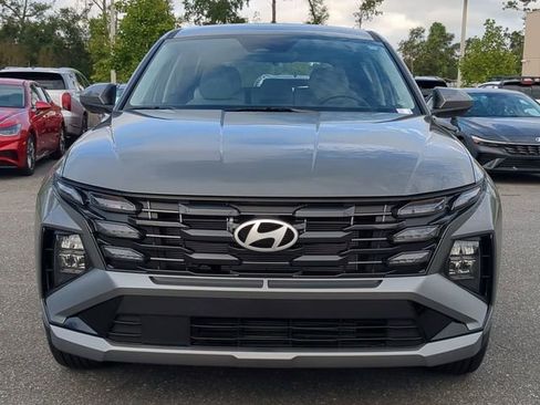 New 2025 Hyundai Tucson SE image 9