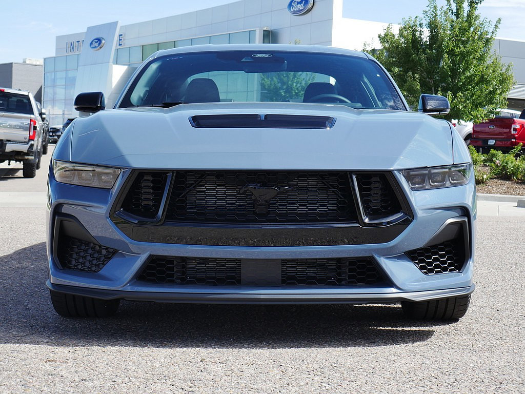 New 2026 Ford Mustang GT Premium w/ GT Performance Package RWD image 8