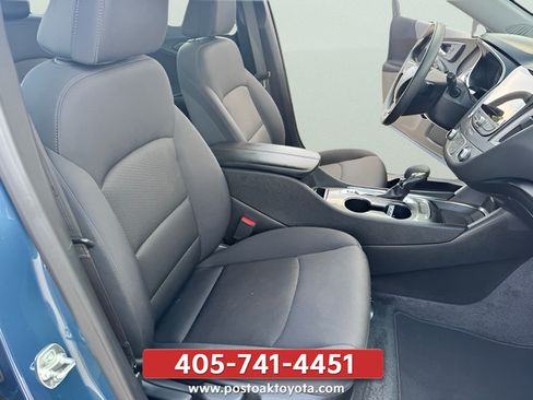 Used 2025 Chevrolet Malibu LT FWD image 30