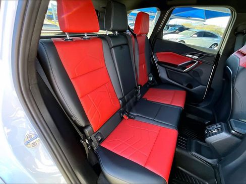 Used 2025 BMW X1 xDrive28i w/ M Sport Package image 20