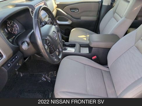 Used 2022 Nissan Frontier SV RWD image 14