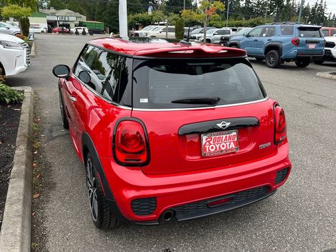 Used 2016 MINI Cooper 2-Door Hardtop FWD image 9