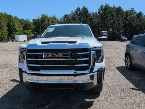 Used 2024 GMC Sierra 2500 SLE w/ Snow Plow Prep/Camper Package AWD/4WD image 2