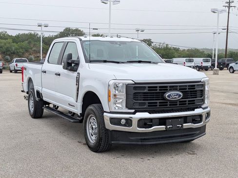 Used 2026 Ford F250 XL AWD/4WD image 1