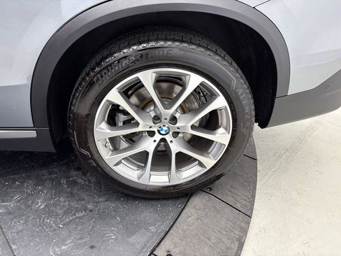 Used 2024 BMW X5 xDrive40i w/ Premium Package AWD/4WD image 16