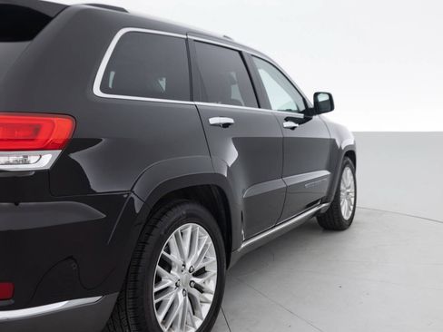 Used 2018 Jeep Grand Cherokee Summit AWD/4WD image 15