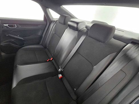 Used 2022 Honda Civic Sport image 17