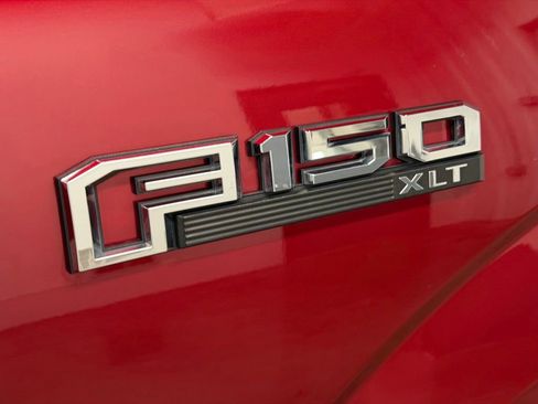 Used 2018 Ford F150 XLT w/ Equipment Group 302A Luxury image 16