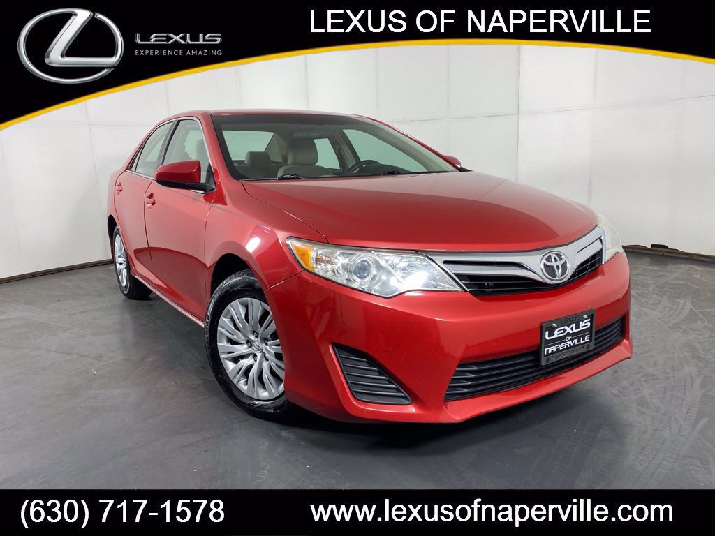 Used 2013 Toyota Camry LE FWD image 1