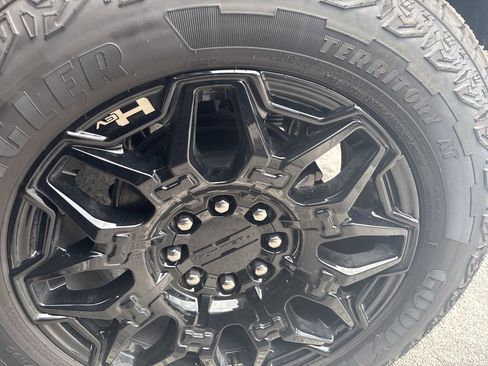 New 2025 GMC Hummer EV 2X image 38