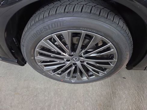 New 2026 Lexus RX 450h 450h+ Luxury image 10