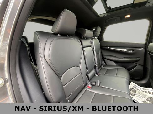 Used 2023 INFINITI QX50 Sport AWD/4WD image 25