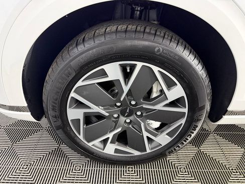 Used 2026 Genesis Electrified GV70 AWD/4WD image 11