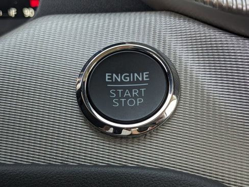 New 2025 Ford Explorer Active w/ Active Comfort Package image 33