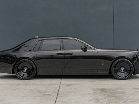 Used 2018 Rolls-Royce Phantom Sedan RWD image 6