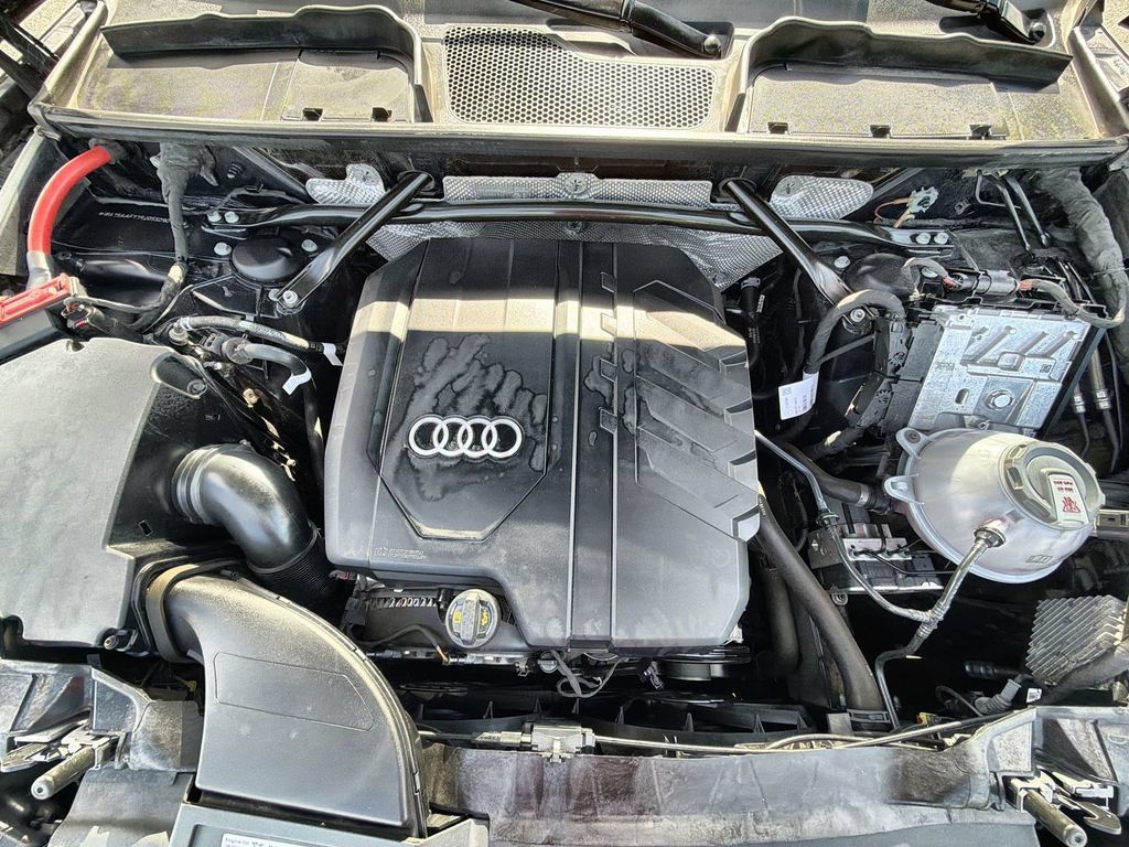 Used 2024 Audi Q5 2.0T Premium Plus w/ Premium Plus Package AWD/4WD image 17