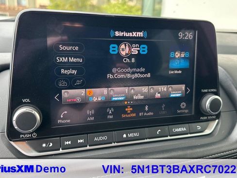 Used 2024 Nissan Rogue SV FWD image 33