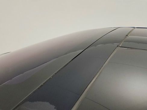 Used 2022 Tesla Model X Plaid image 10