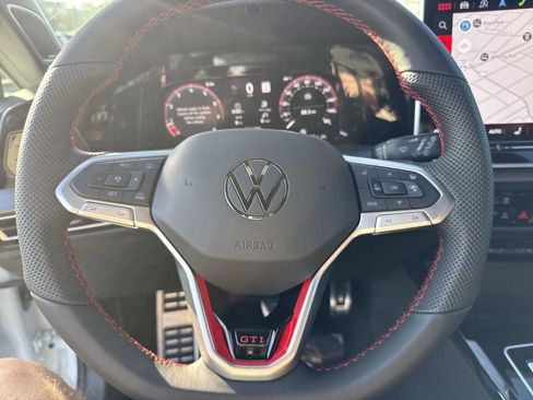 New 2026 Volkswagen GTI SE FWD image 19