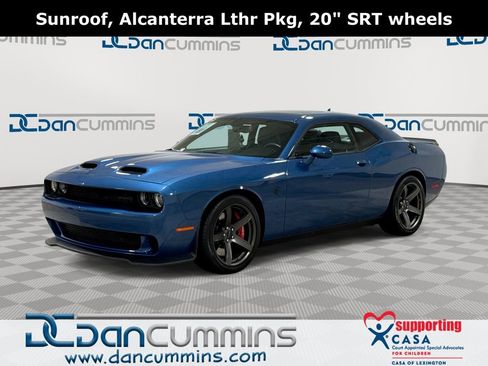 Used 2023 Dodge Challenger SRT Hellcat RWD image 1