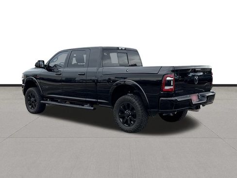 Used 2020 RAM 2500 Laramie w/ Night Edition AWD/4WD image 7