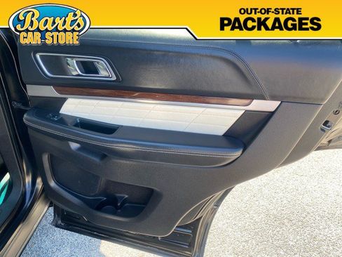 Used 2016 Ford Explorer Platinum AWD/4WD image 11