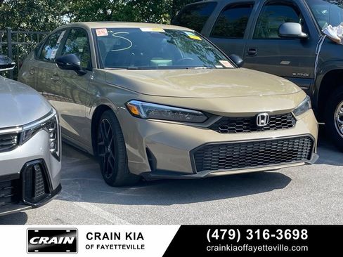Used 2025 Honda Civic Sport image 1