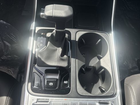 New 2026 Kia Carnival SX FWD image 21