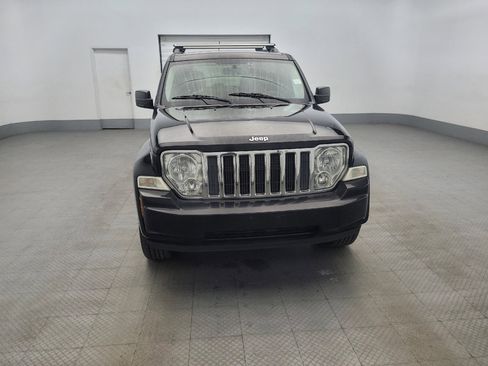Used 2012 Jeep Liberty Sport image 14