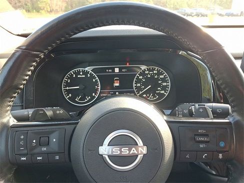 Used 2023 Nissan Pathfinder SL image 20