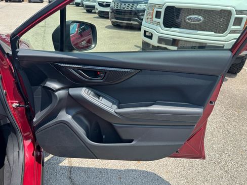 Used 2018 Subaru Crosstrek 2.0i AWD/4WD image 17