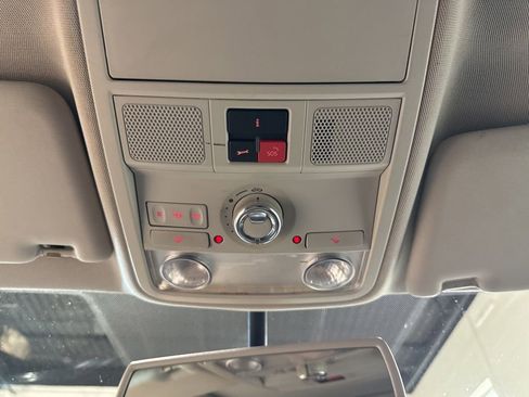 Used 2014 Volkswagen Passat TDI SE FWD image 19