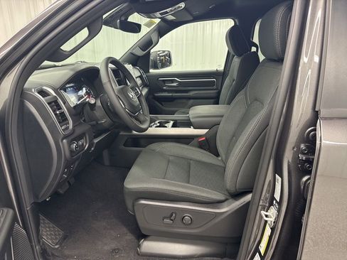 New 2026 RAM 1500 4x4 Crew Cab image 20