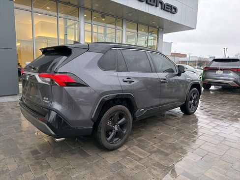 Used 2020 Toyota RAV4 XSE w/ XSE Grade Weather Package image 18