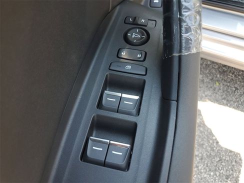 New 2025 Acura TLX w/ Technology Package image 18